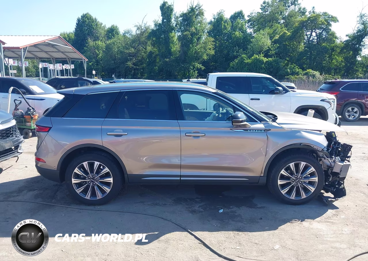 2021 Lincoln Corsair Reserve VIN:5LMCJ2D95MUL09971 - 14