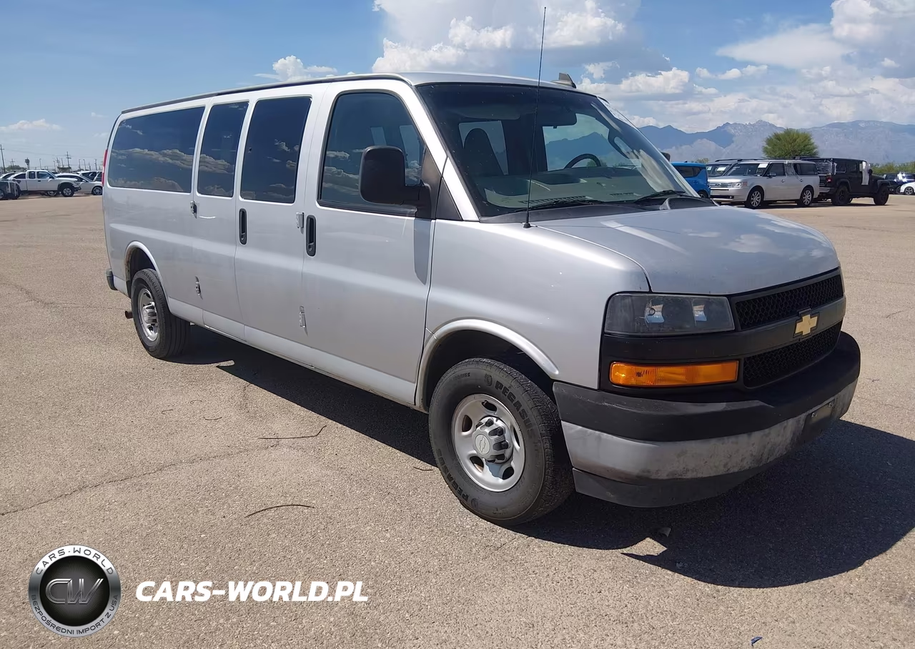 2019 Chevrolet Express 3500 Ls – zdjęcie 1 z 16