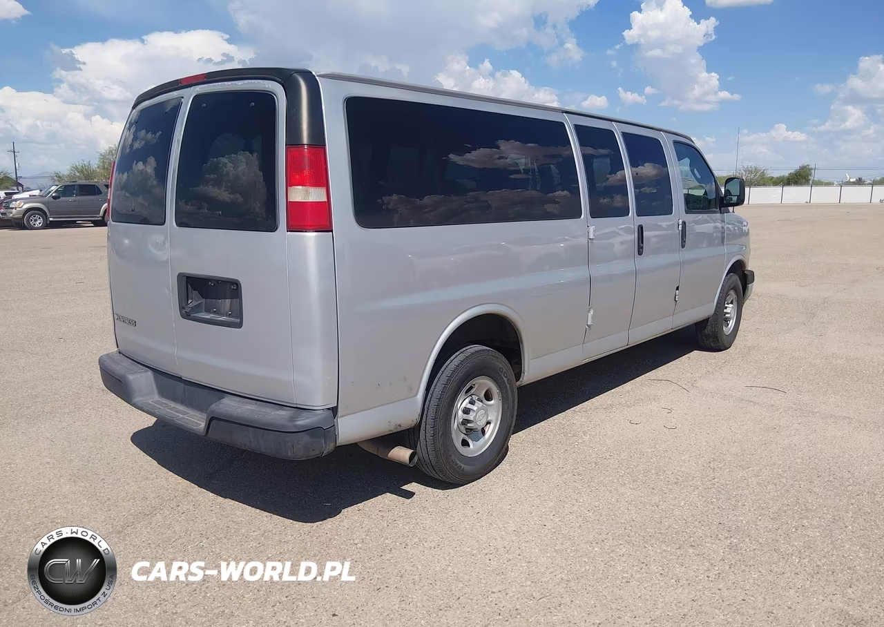 2019 Chevrolet Express 3500 Ls VIN:1GAZGNFG6K1282641 - 4