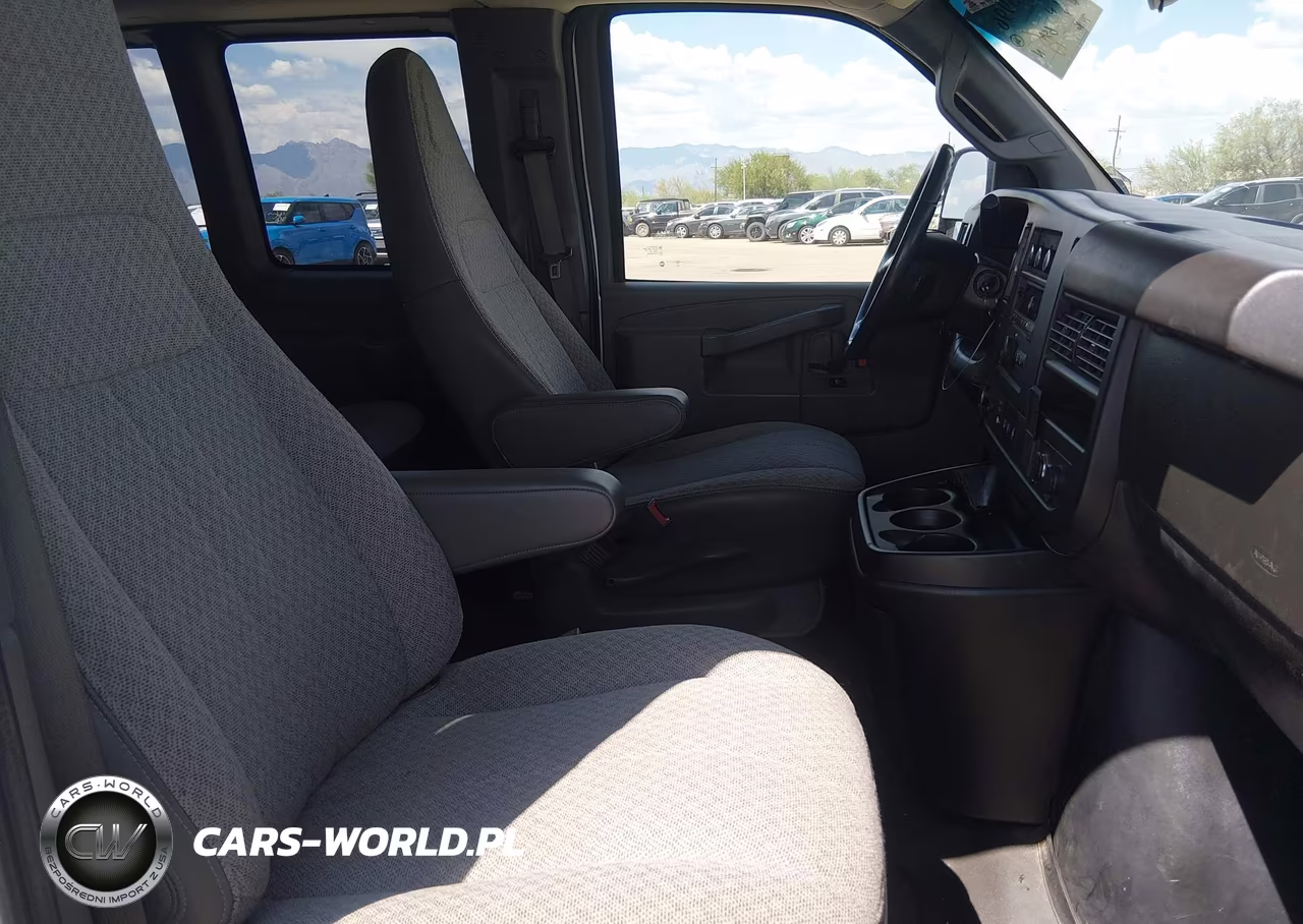 2019 Chevrolet Express 3500 Ls VIN:1GAZGNFG6K1282641 - 5
