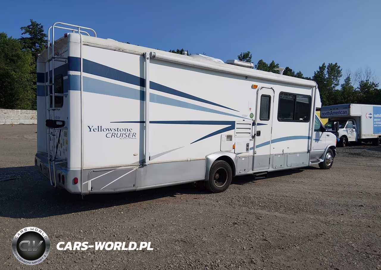 2005 Ford E-450 Cutaway Standard VIN:1FDXE45SX5HA92398 - 4