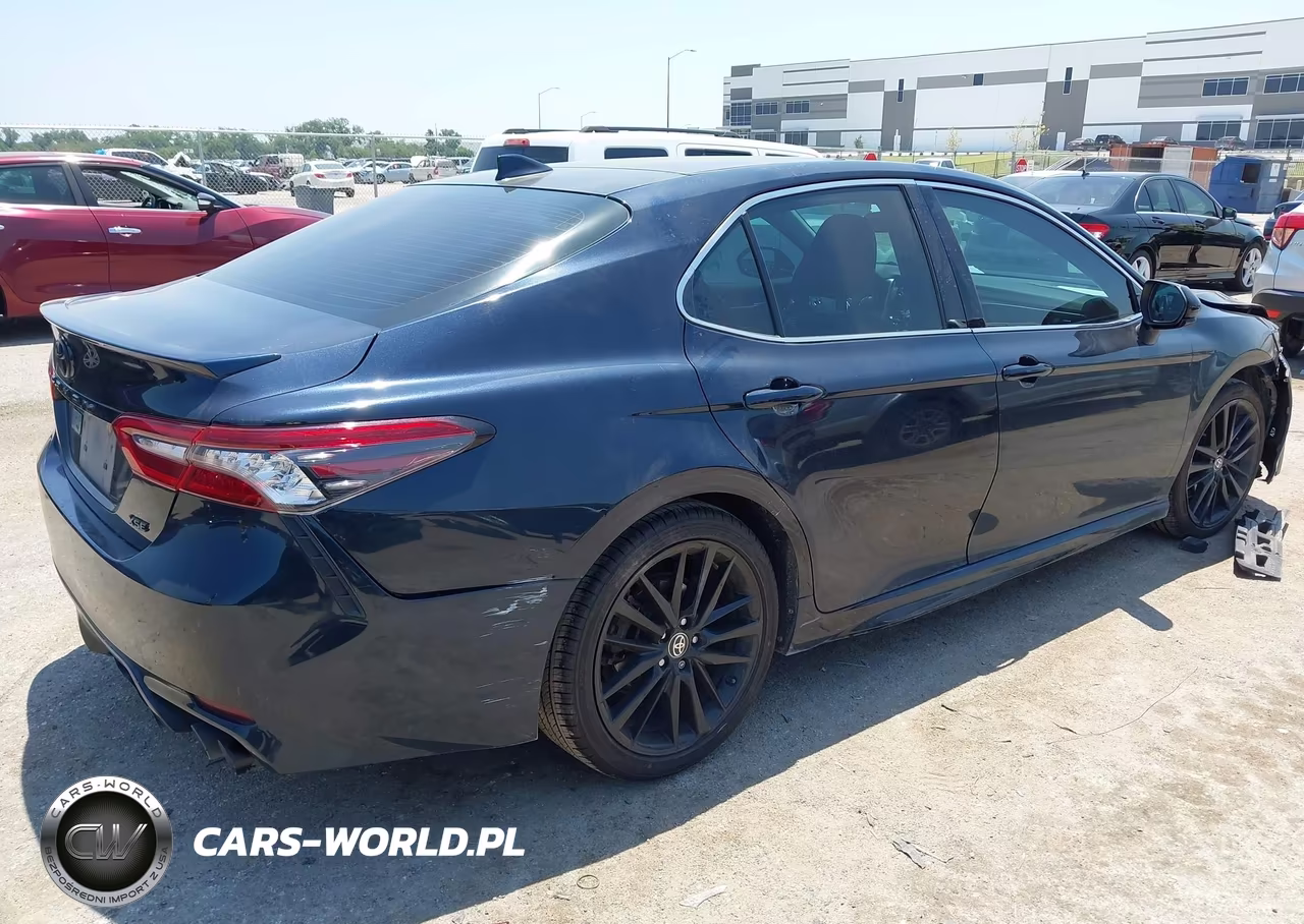 2021 Toyota Camry Xse VIN:4T1K61AK7MU429336 - 4