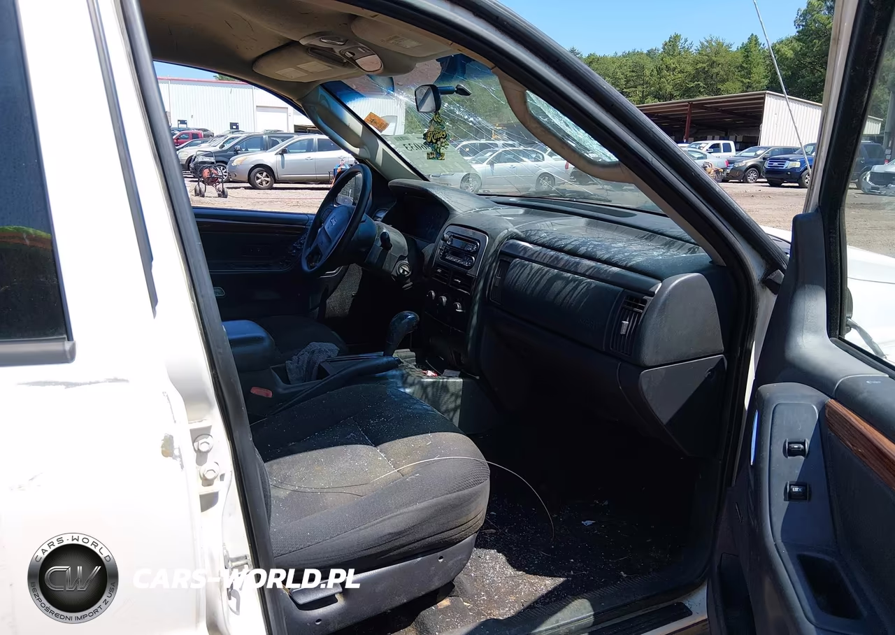 2002 Jeep Grand Cherokee Laredo VIN:1J4GX48S52C115096 - 5