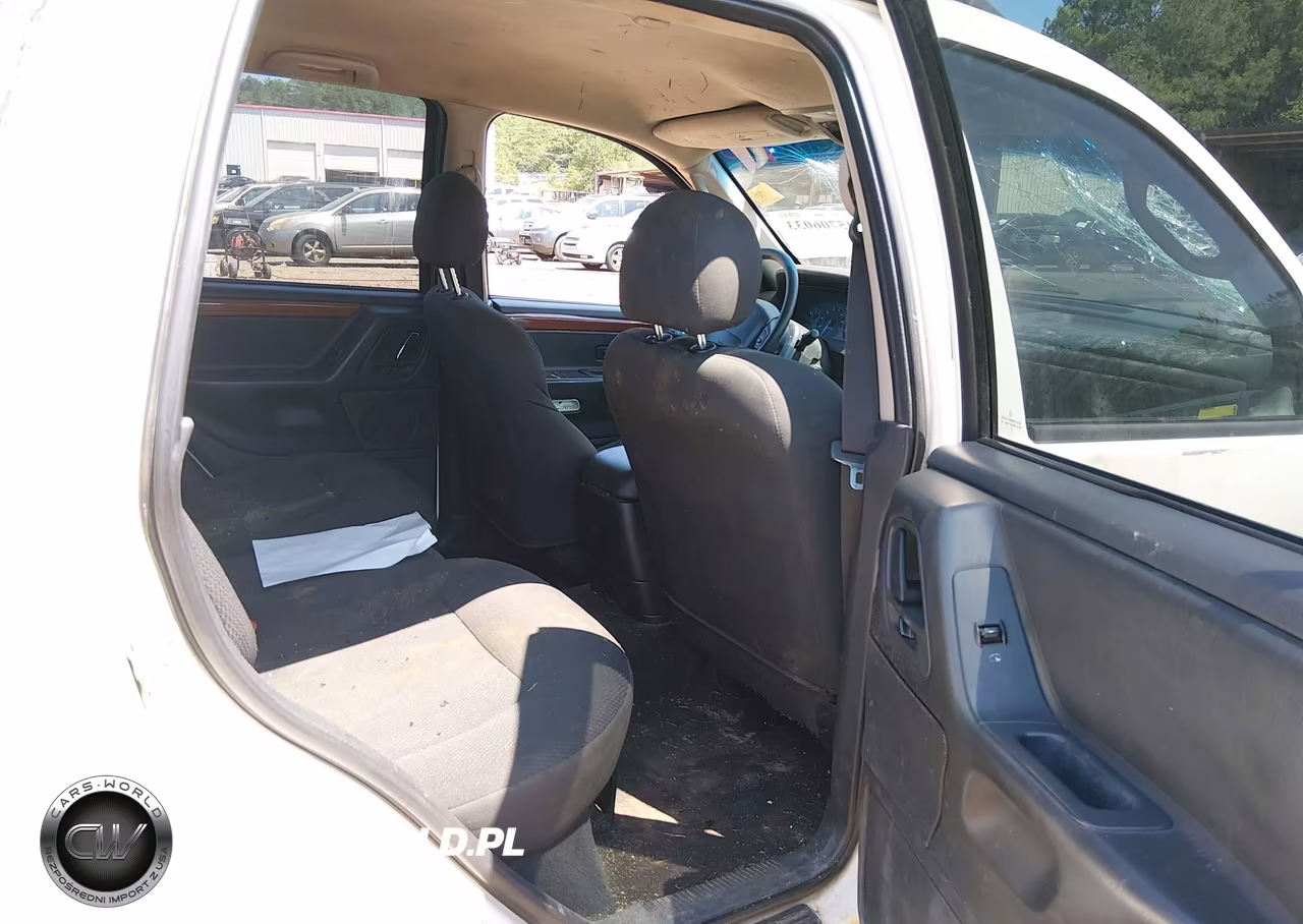 2002 Jeep Grand Cherokee Laredo VIN:1J4GX48S52C115096 - 8