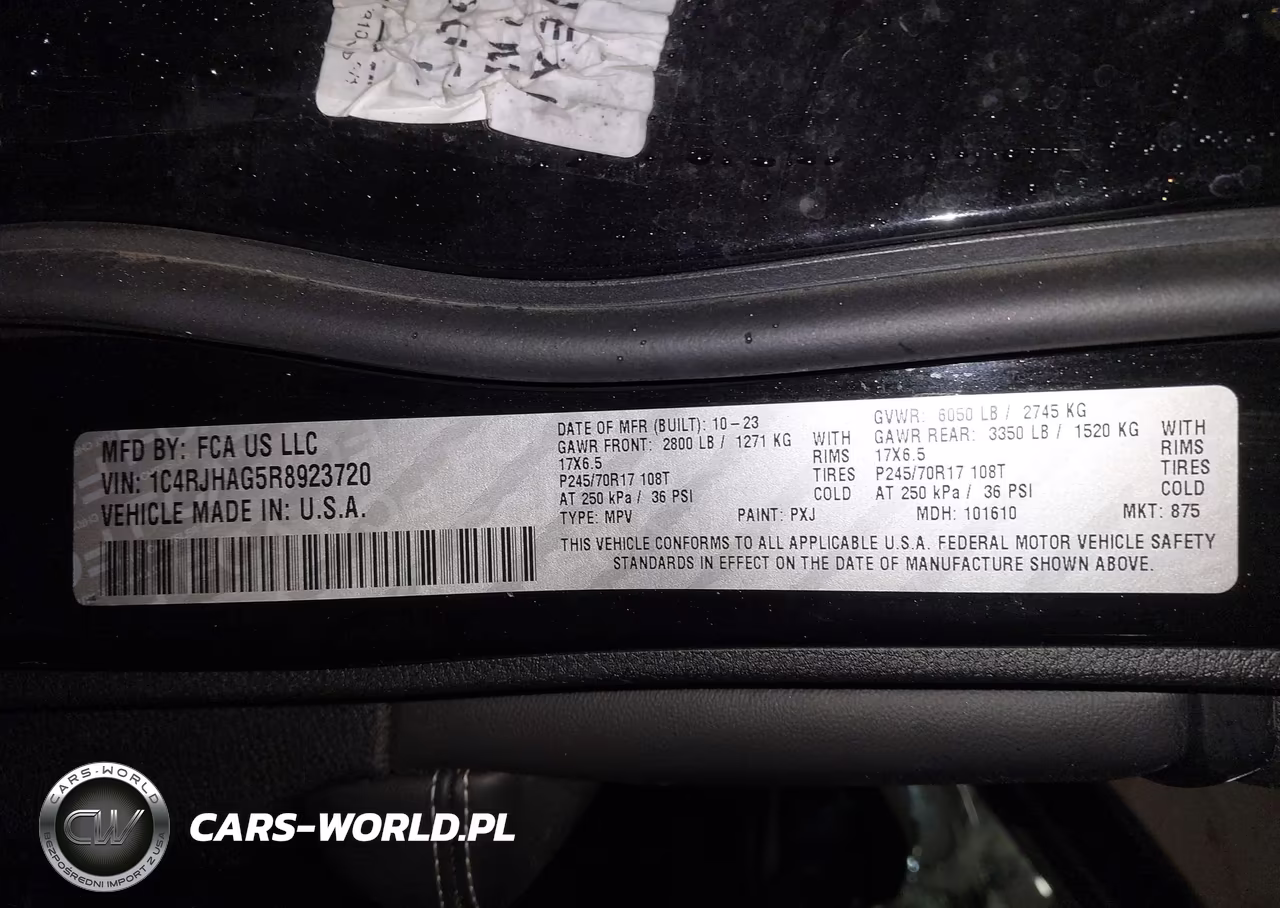 2024 Jeep Grand Cherokee Laredo 4X4 VIN:1C4RJHAG5R8923720 - 9