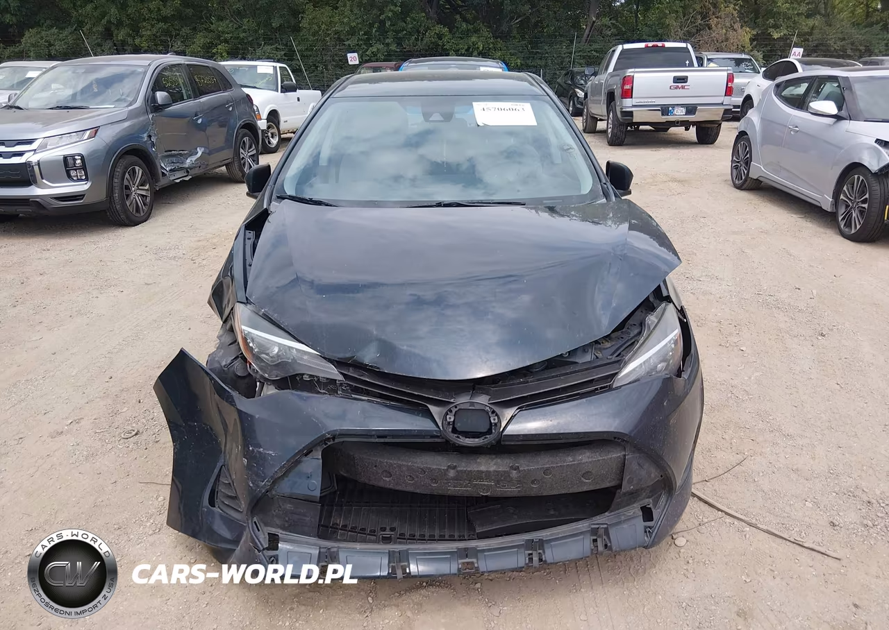 2019 Toyota Corolla Le VIN:2T1BURHE8KC207424 - 17