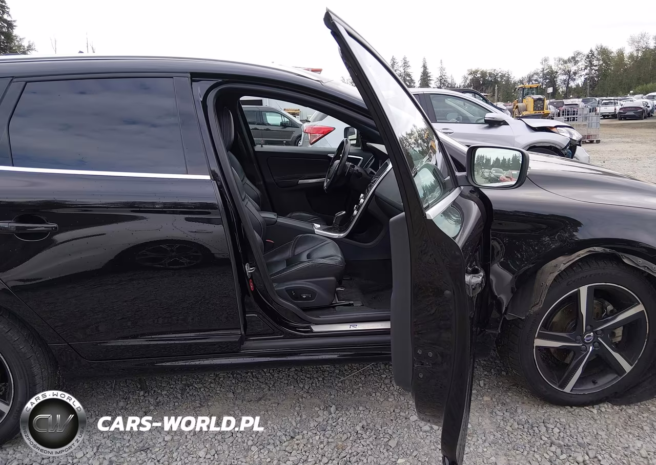 2016 Volvo Xc60 T6 R-Design Platinum VIN:YV4902RS2G2787326 - 5