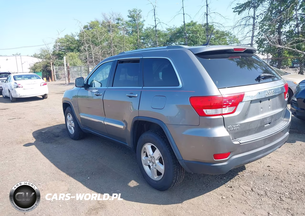 2012 Jeep Grand Cherokee Laredo VIN:1C4RJFAG6CC263647 - 3