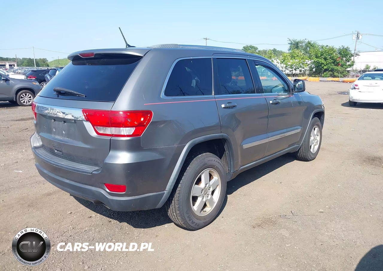 2012 Jeep Grand Cherokee Laredo VIN:1C4RJFAG6CC263647 - 4