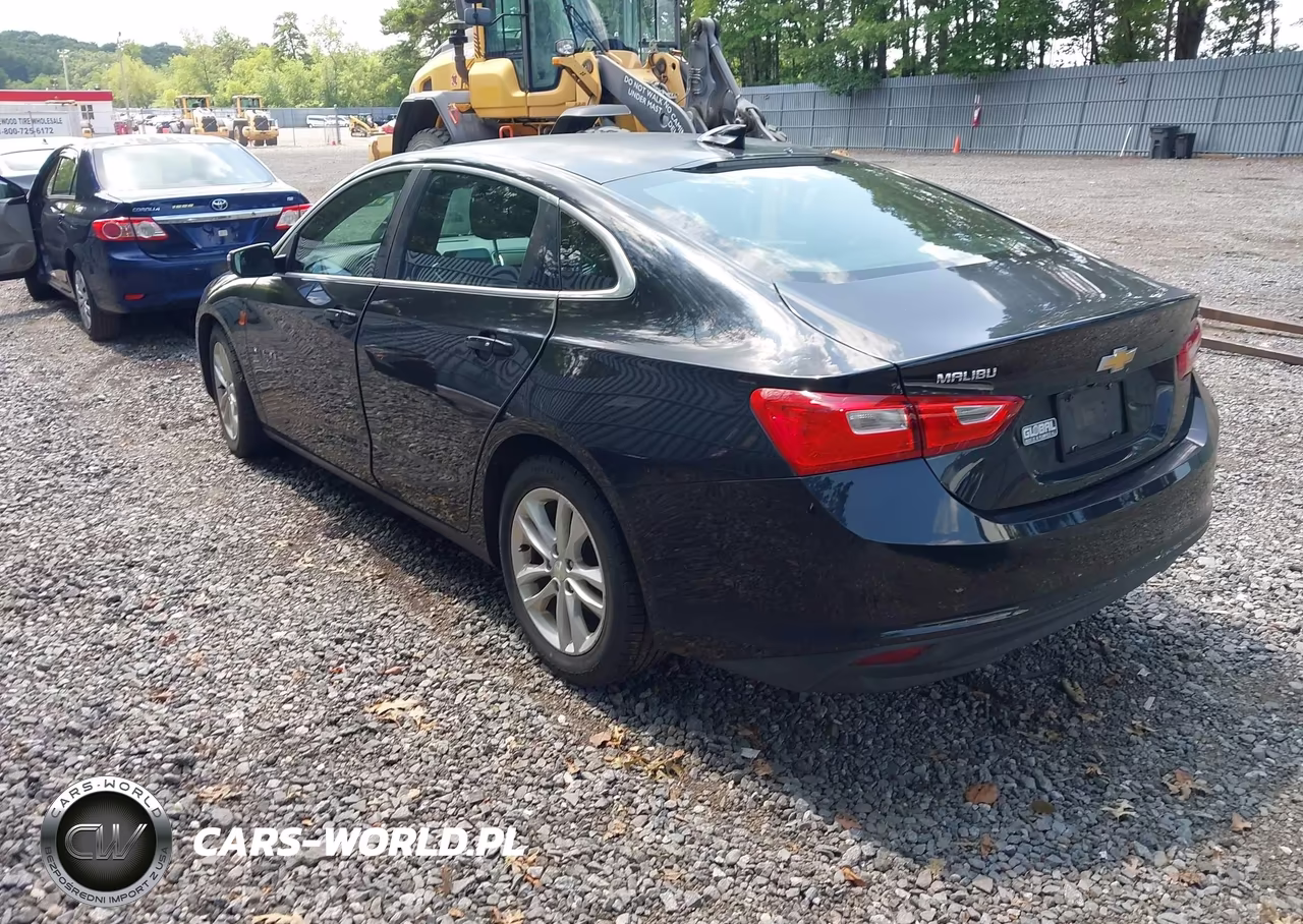 2016 Chevrolet Malibu 1Lt VIN:1G1ZE5ST3GF343396 - 3