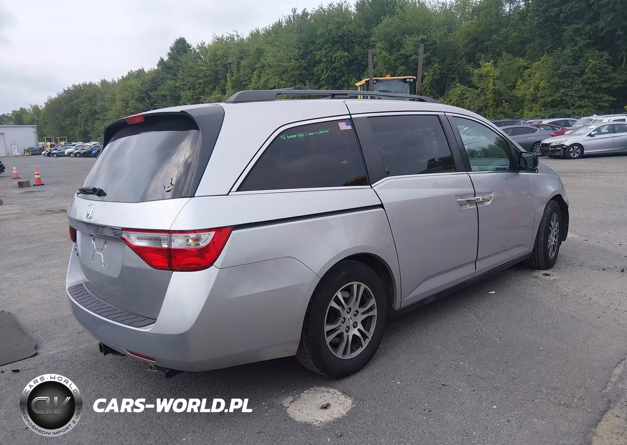 2013 Honda Odyssey Ex VIN:5FNRL5H40DB044770 - 4