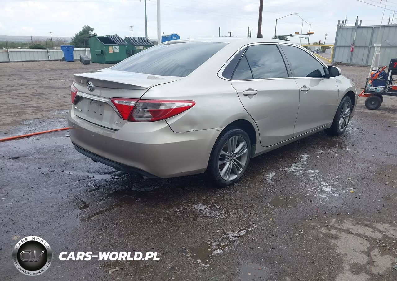 2017 Toyota Camry Se VIN:4T1BF1FK5HU306326 - 4