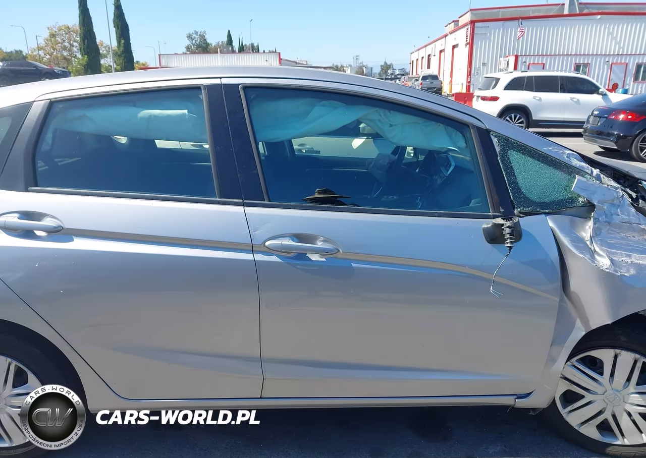 2019 Honda Fit Lx VIN:3HGGK5H46KM700054 - 14