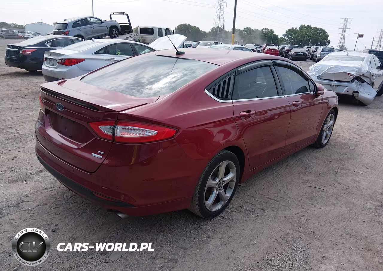 2015 Ford Fusion Se VIN:3FA6P0HD8FR302812 - 4
