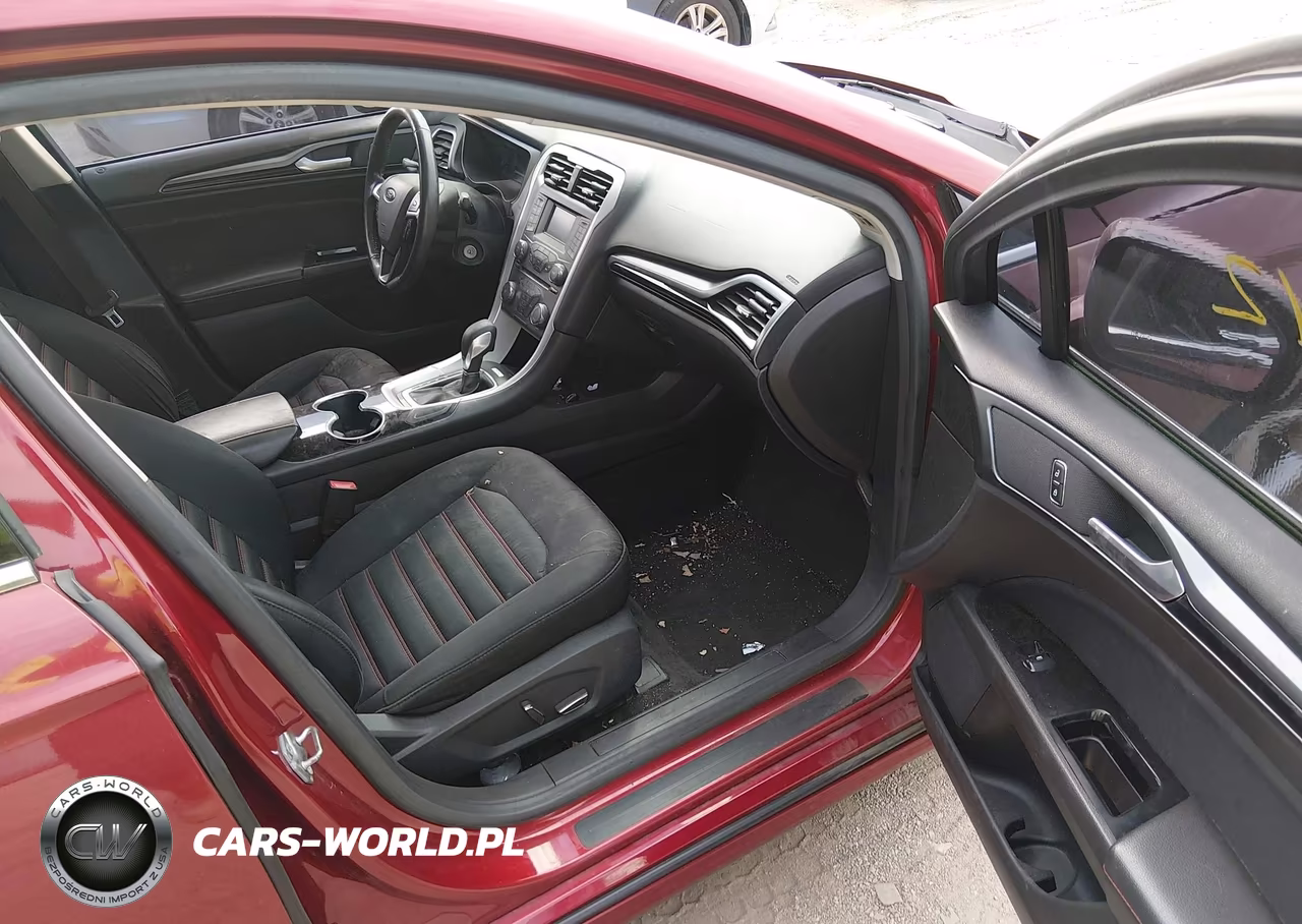 2015 Ford Fusion Se VIN:3FA6P0HD8FR302812 - 5