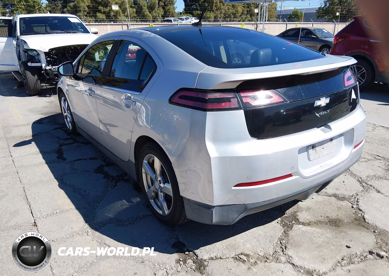 2011 Chevrolet Volt VIN:1G1RD6E40BU100579 - 3