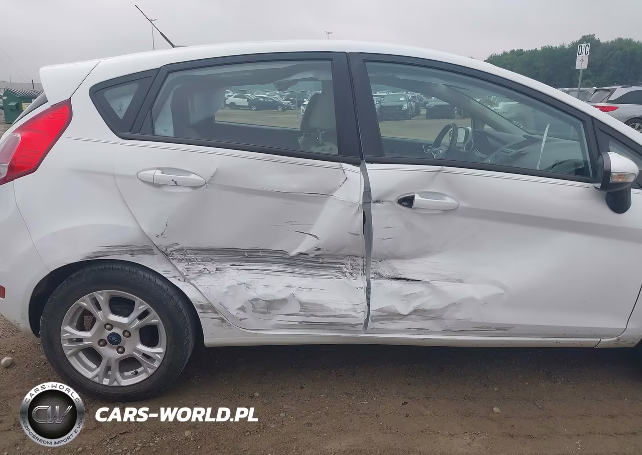 2015 Ford Fiesta Se VIN:3FADP4EJ0FM105395 - 6