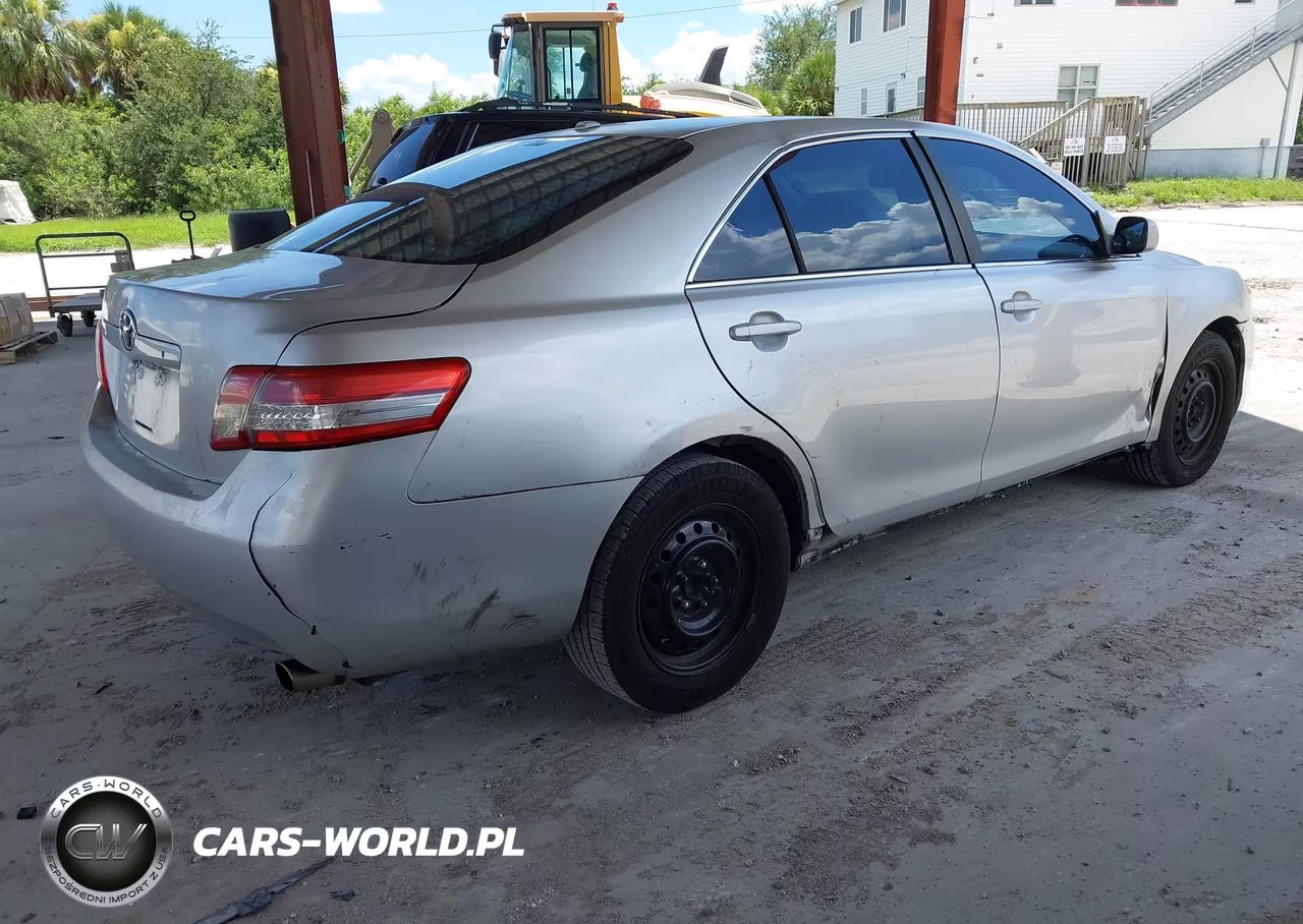 2010 Toyota Camry Le VIN:4T1BF3EK6AU006748 - 4