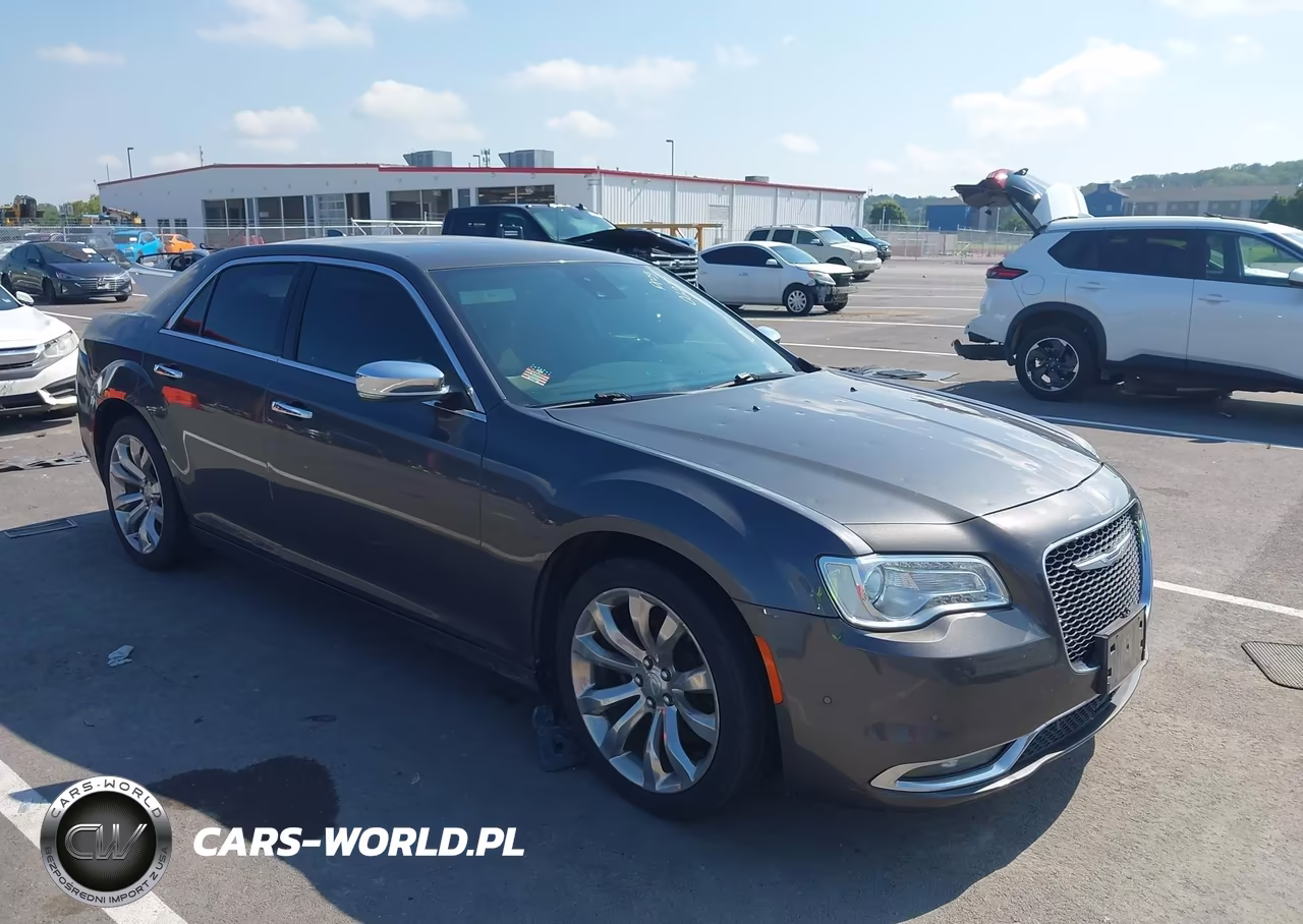 2019 Chrysler 300 Limited VIN:2C3CCAEG2KH593489 - 1