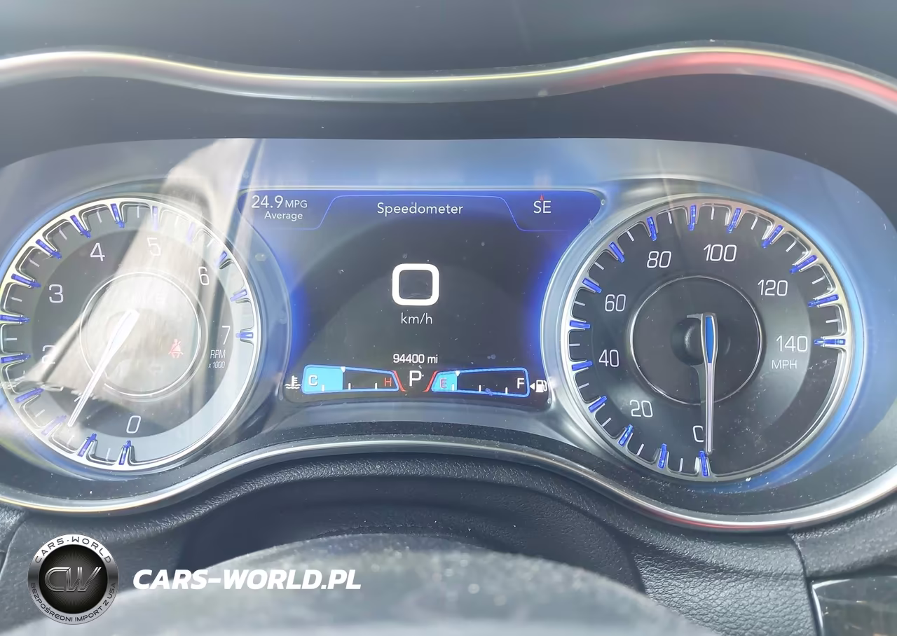 2019 Chrysler 300 Limited VIN:2C3CCAEG2KH593489 - 7