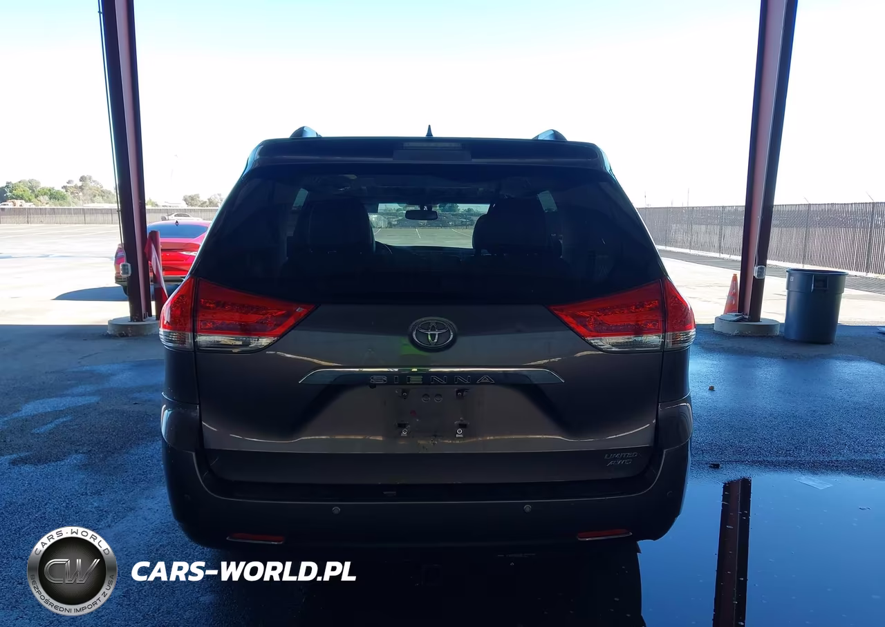 2013 Toyota Sienna Limited 7 Passenger VIN:5TDDK3DC5DS050607 - 16