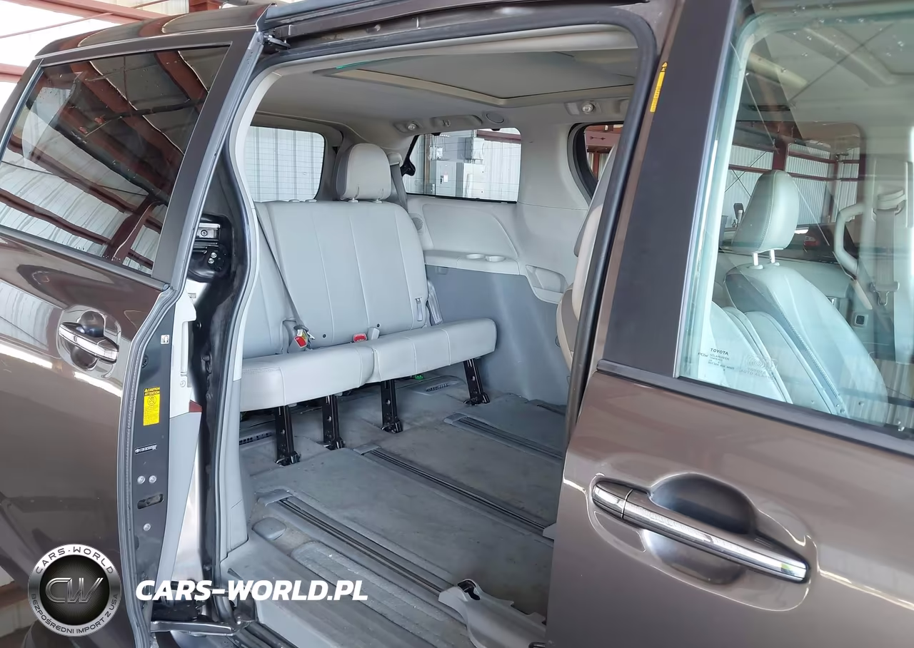 2013 Toyota Sienna Limited 7 Passenger VIN:5TDDK3DC5DS050607 - 8