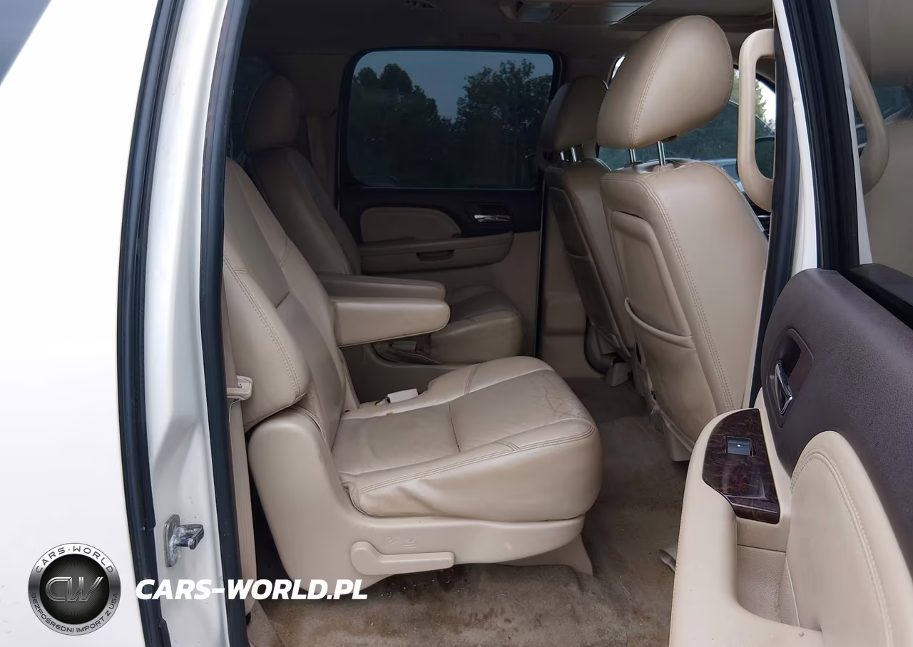 2011 GMC Yukon Xl 1500 Denali VIN:1GKS1MEF5BR135682 - 8