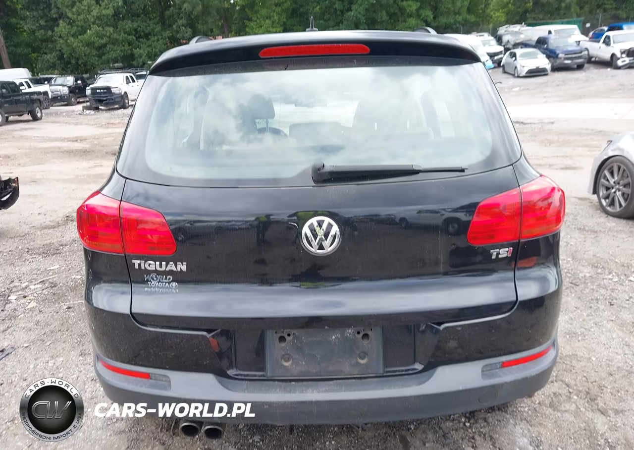 2016 Volkswagen Tiguan S VIN:WVGAV7AX5GW606102 - 16