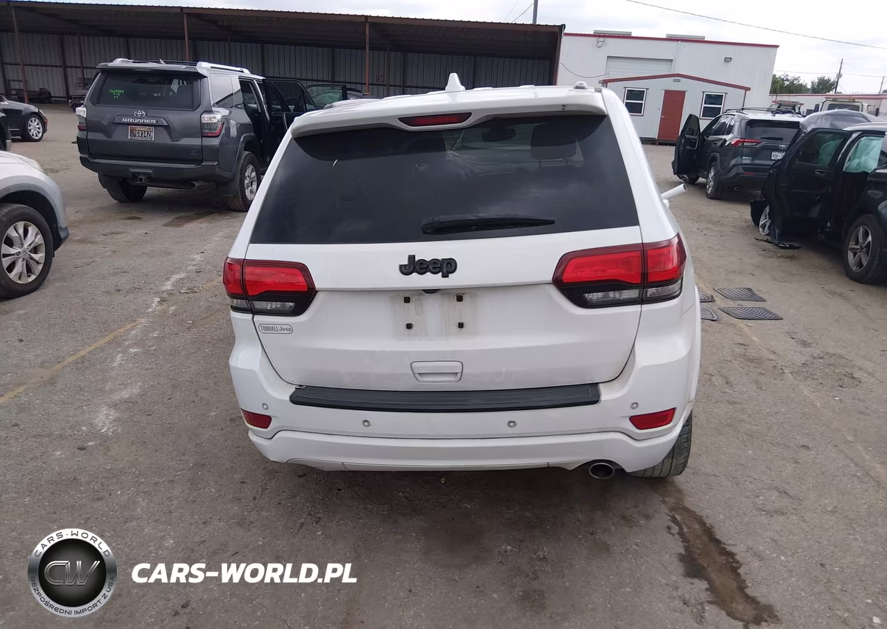 2018 Jeep Grand Cherokee Altitude 4X2 VIN:1C4RJEAG0JC488914 - 16