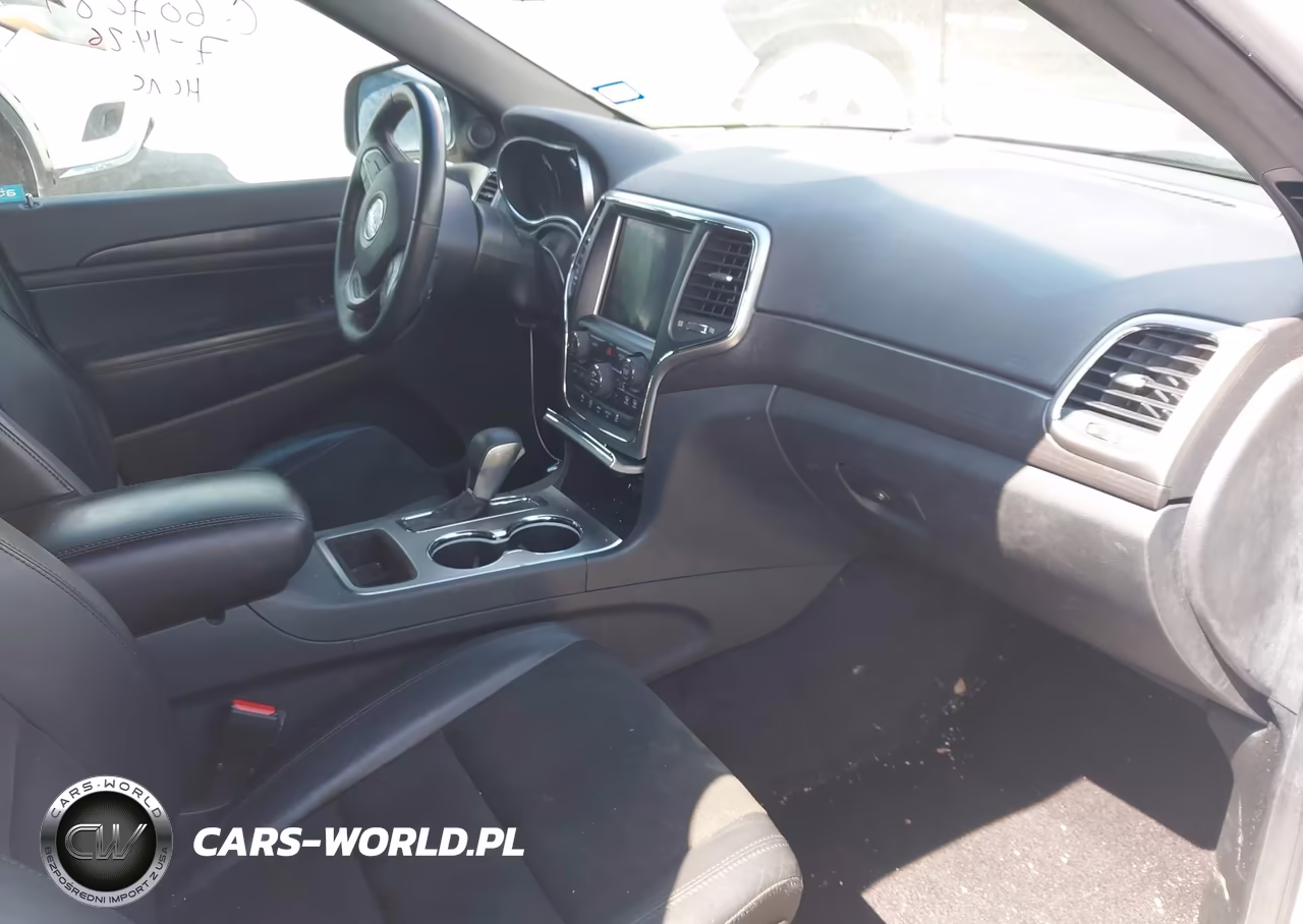 2018 Jeep Grand Cherokee Altitude 4X2 VIN:1C4RJEAG0JC488914 - 5