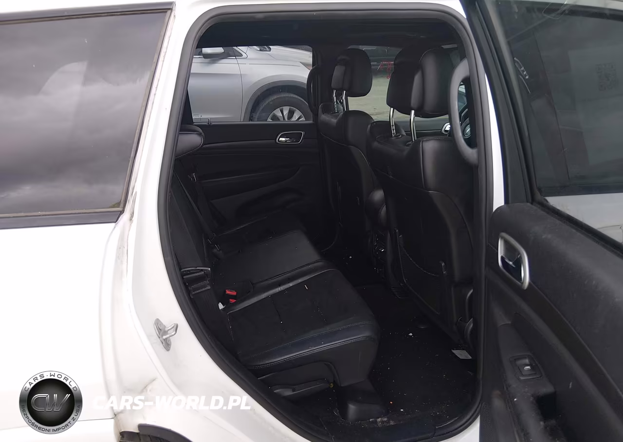2018 Jeep Grand Cherokee Altitude 4X2 VIN:1C4RJEAG0JC488914 - 8
