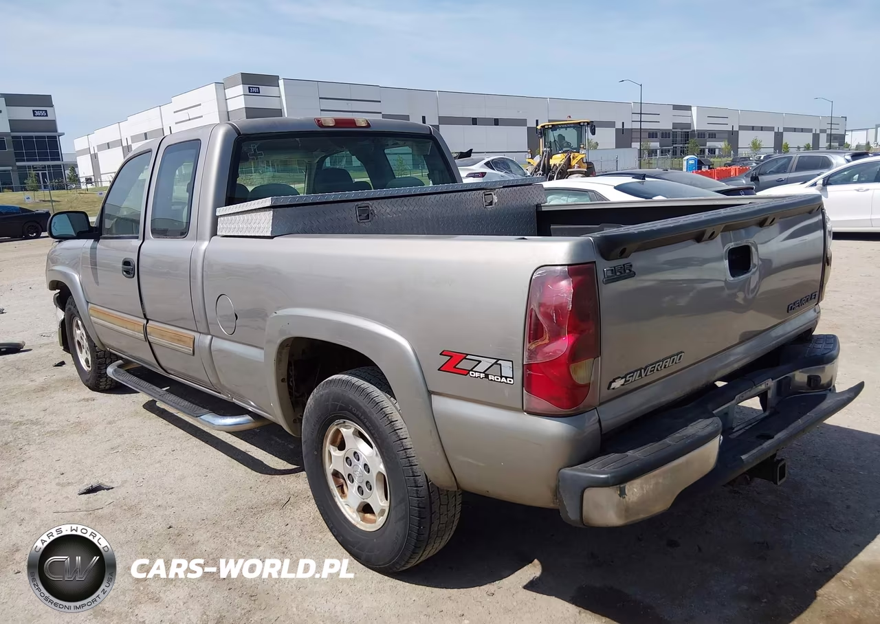 2003 Chevrolet Silverado 1500 Ls VIN:2GCEK19T731104321 - 3