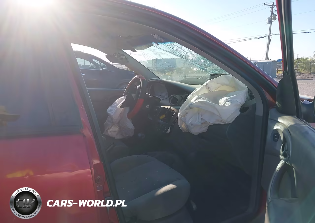 2000 Ford Focus Se VIN:1FAFP3432YW380971 - 5