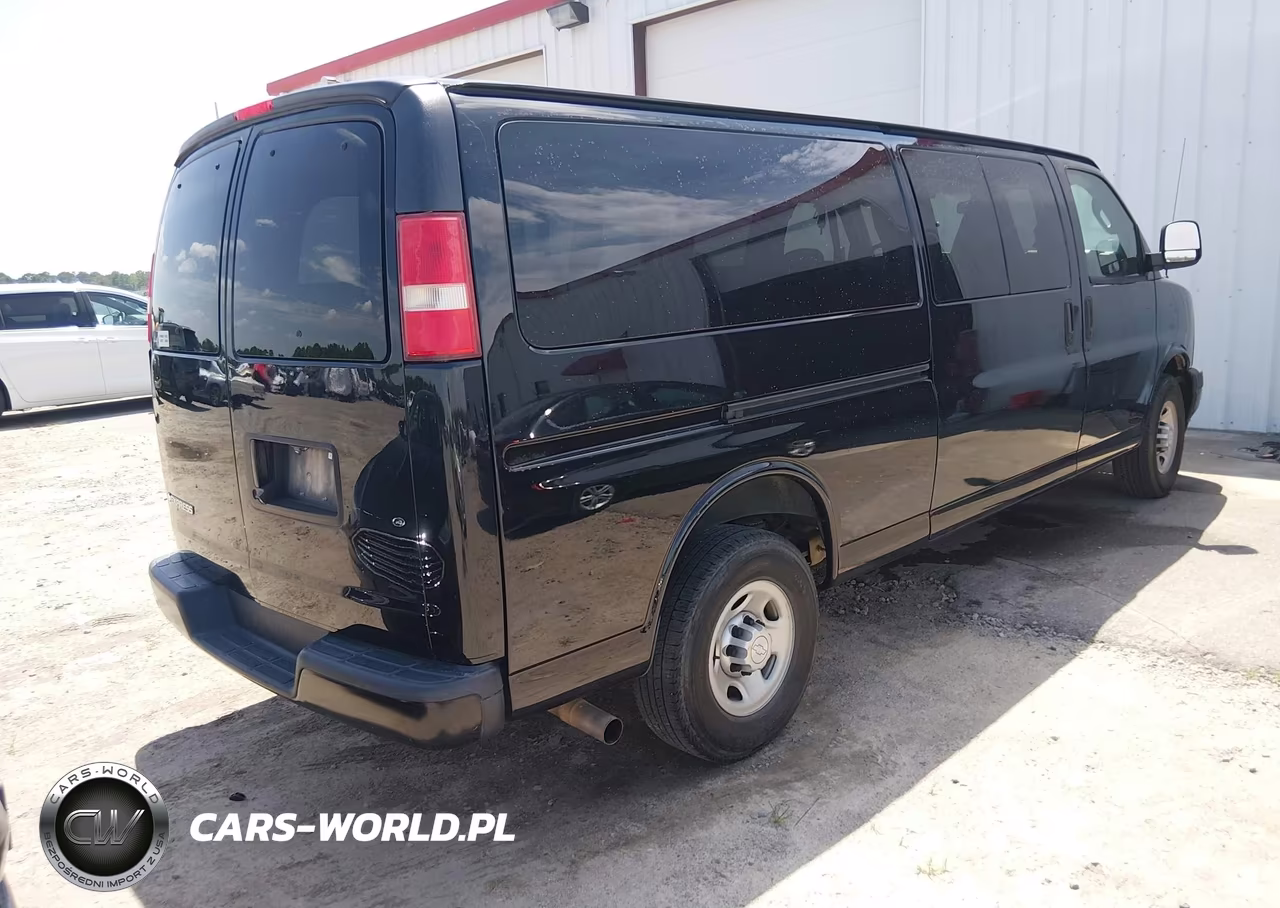 2017 Chevrolet Express 3500 Ls VIN:1GAZGNFG1H1291207 - 4