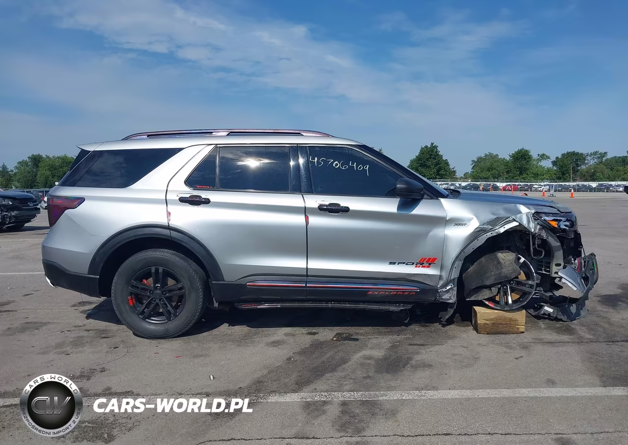 2021 Ford Explorer Xlt VIN:1FMSK8DH0MGB61782 - 14