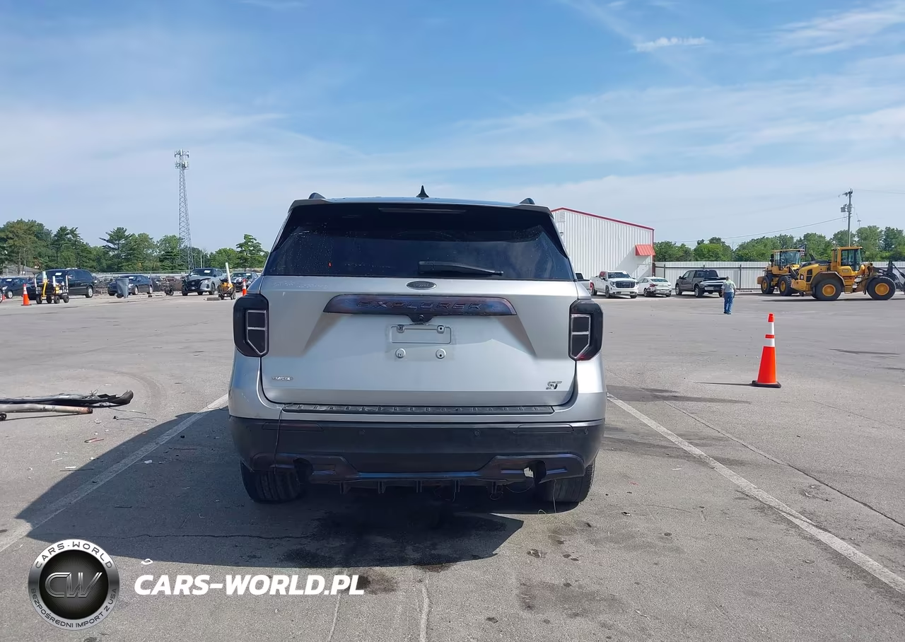 2021 Ford Explorer Xlt VIN:1FMSK8DH0MGB61782 - 17