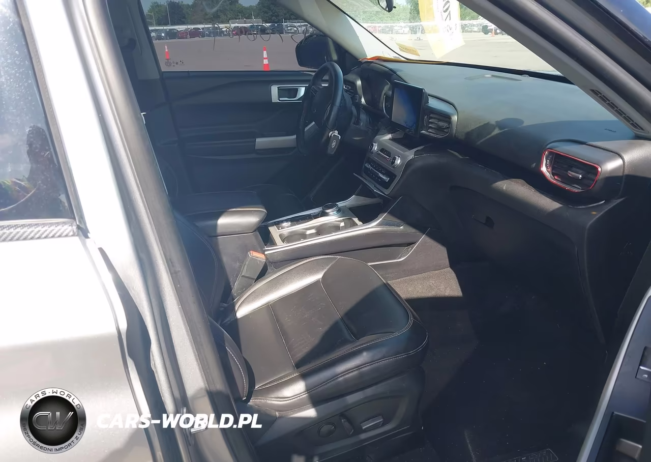 2021 Ford Explorer Xlt VIN:1FMSK8DH0MGB61782 - 5