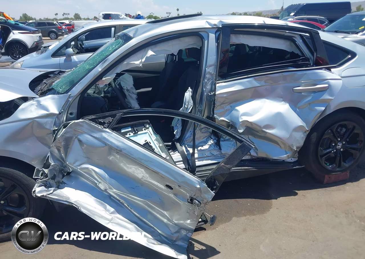 2025 Honda Accord Se VIN:1HGCY1F45SA002105 - 13