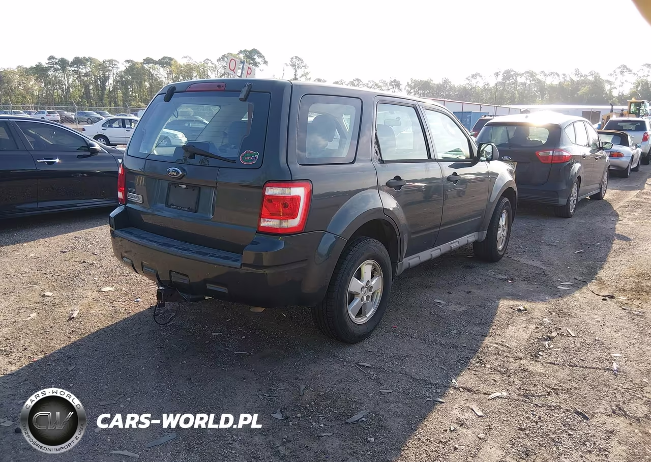 2009 Ford Escape Xls-Xls Manual VIN:1FMCU02719KA86962 - 4