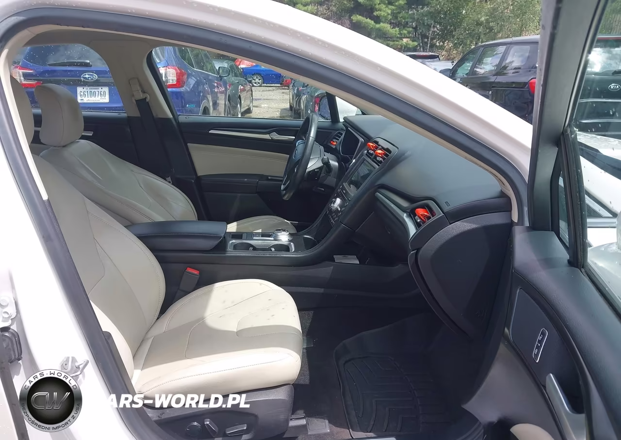 2017 Ford Fusion Platinum-Titanium VIN:3FA6P0D98HR239733 - 5
