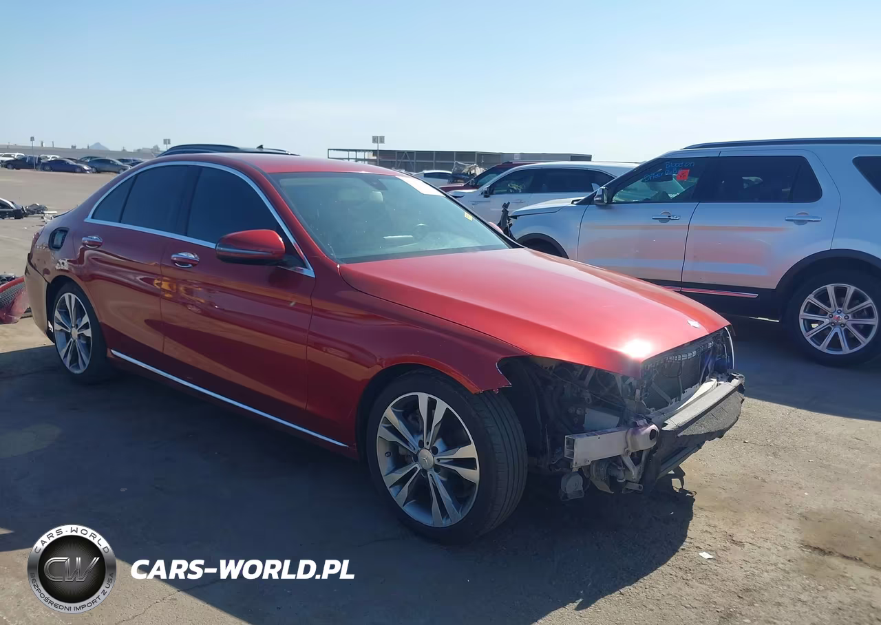 2017 Mercedes-Benz C 300 Luxury-Sport – zdjęcie 1 z 17