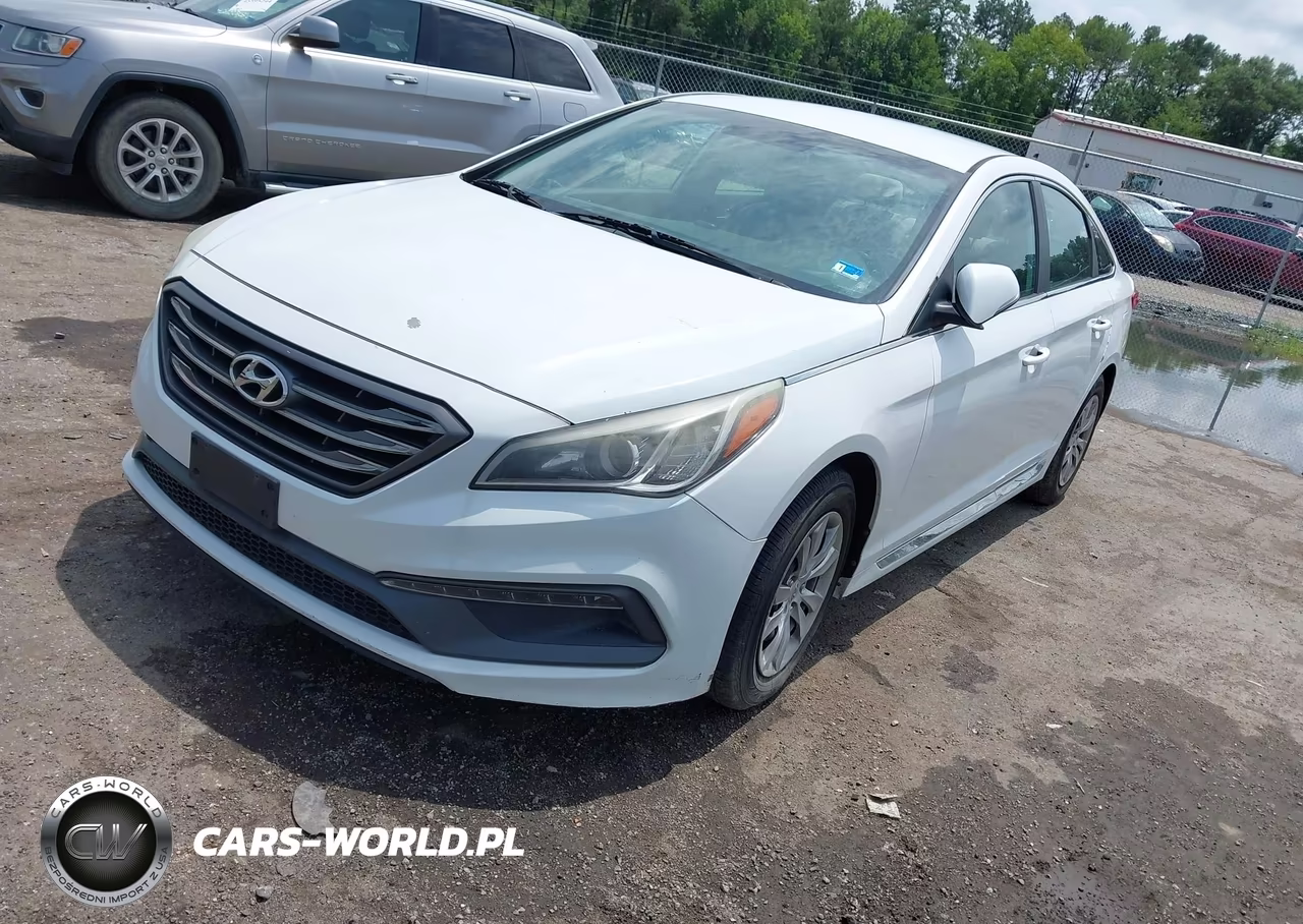 2015 Hyundai Sonata Sport VIN:5NPE34AF2FH053365 - 2