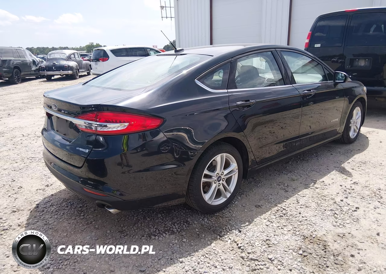 2018 Ford Fusion Hybrid S VIN:3FA6P0UUXJR271464 - 4