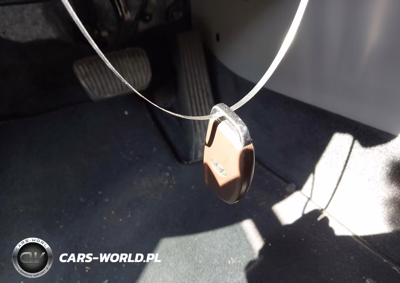 2019 Hyundai Sonata Limited VIN:5NPE34AF2KH815068 - 11