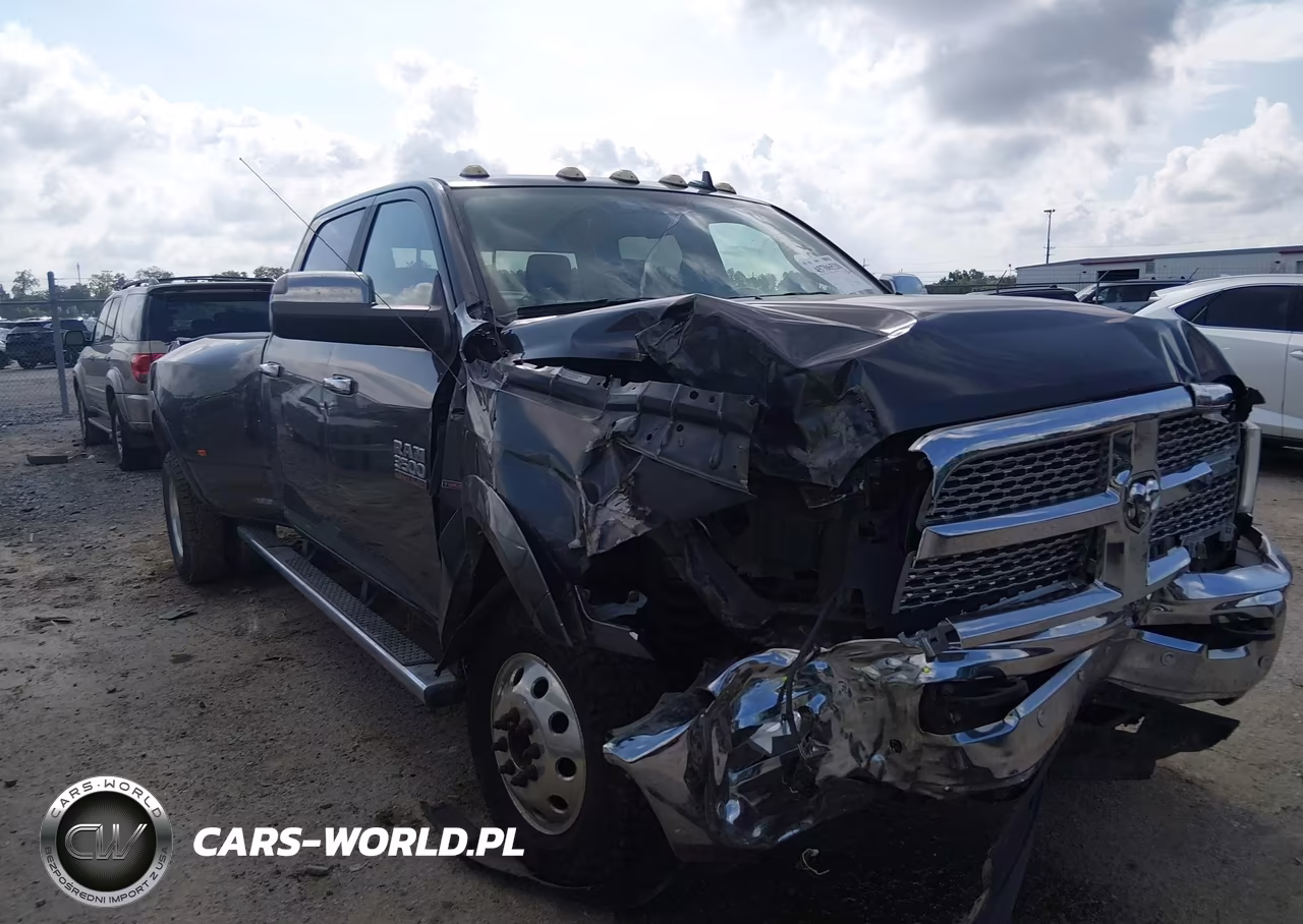 2017 Ram 3500 Laramie 4X4 8' Box VIN:3C63RRJL1HG713018 - 14