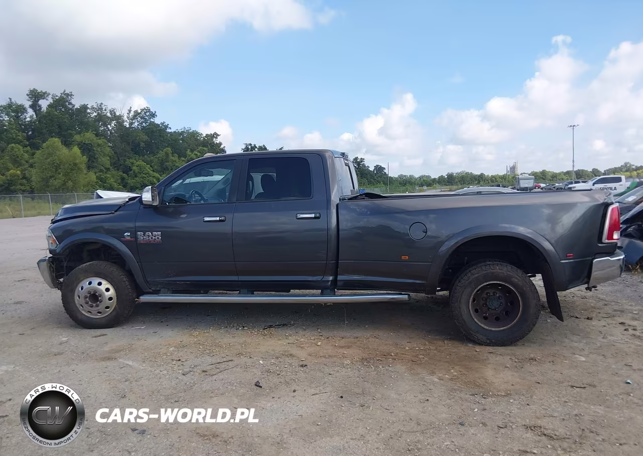2017 Ram 3500 Laramie 4X4 8' Box VIN:3C63RRJL1HG713018 - 15