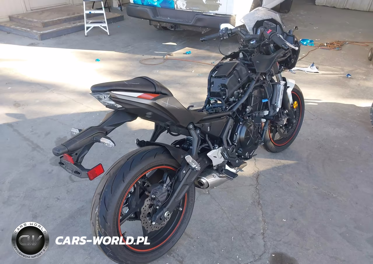 2023 Kawasaki Ex650 R VIN:ML5EXER16PDA90913 - 4