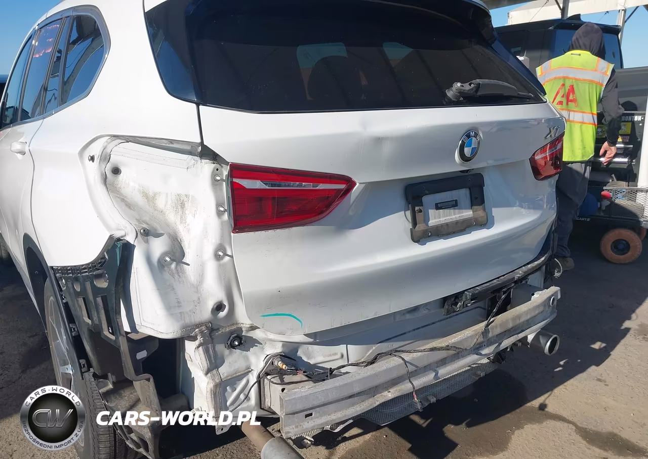 2016 BMW X1 xDrive28I VIN:WBXHT3C33G5E49967 - 6