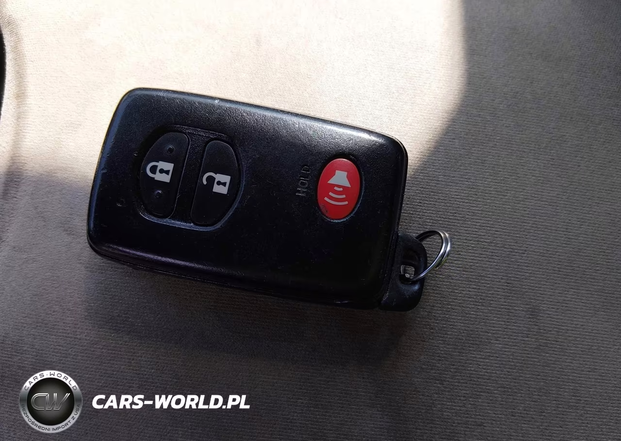 2012 Toyota Prius Two VIN:JTDKN3DU2C1541686 - 11