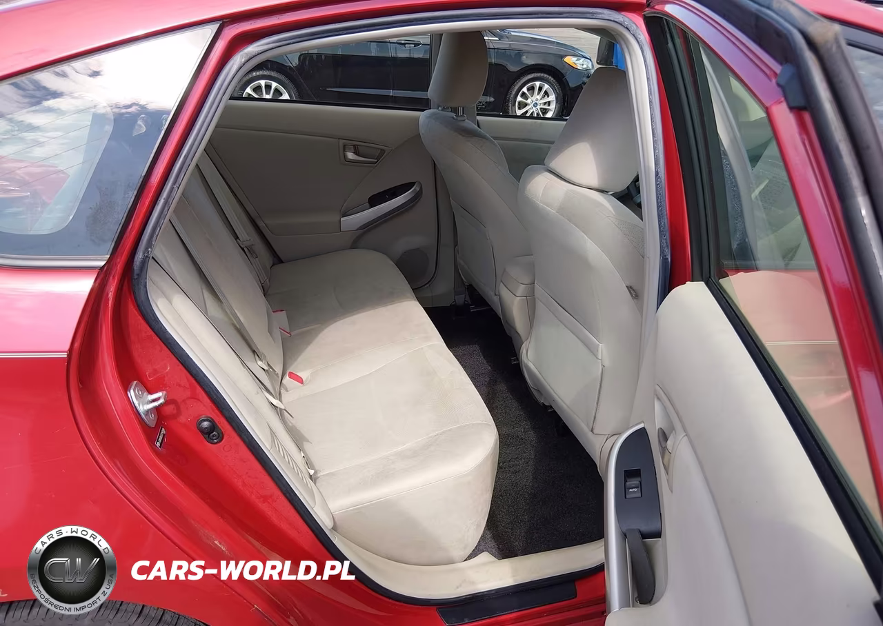 2012 Toyota Prius Two VIN:JTDKN3DU2C1541686 - 8
